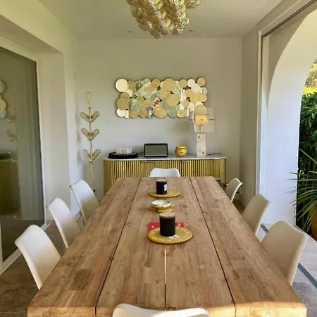ヴィラ Les Chenes Les Restanques Du Golfe De St Tropez グリモー